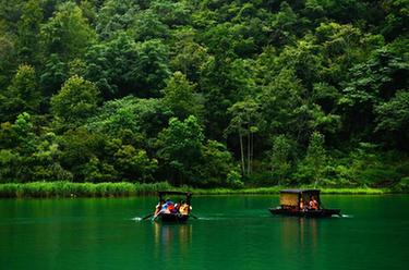 贵州荔波：落实疫情防控举措 助力旅游市场复苏