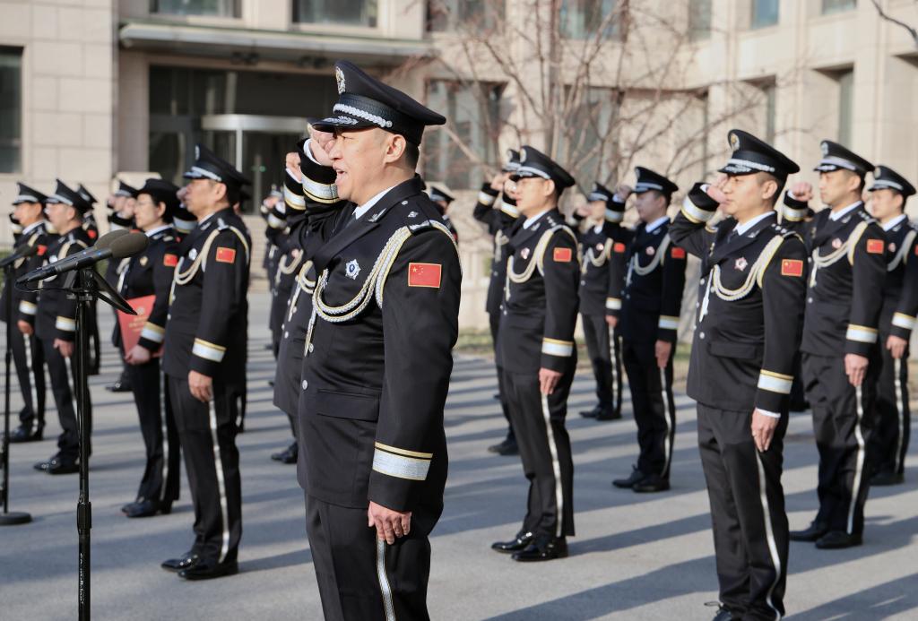 百家乐平台全媒＋丨公安部举行升警旗仪式庆祝第三个中国人民警察节