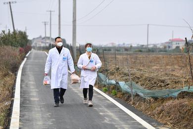 新春走基层丨湖南长沙：中医药助力农村地区防疫