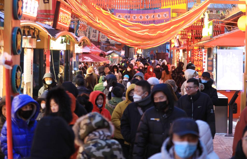 百家乐平台全媒＋丨辽宁沈阳：皇寺庙会年味浓 北市场里过大年