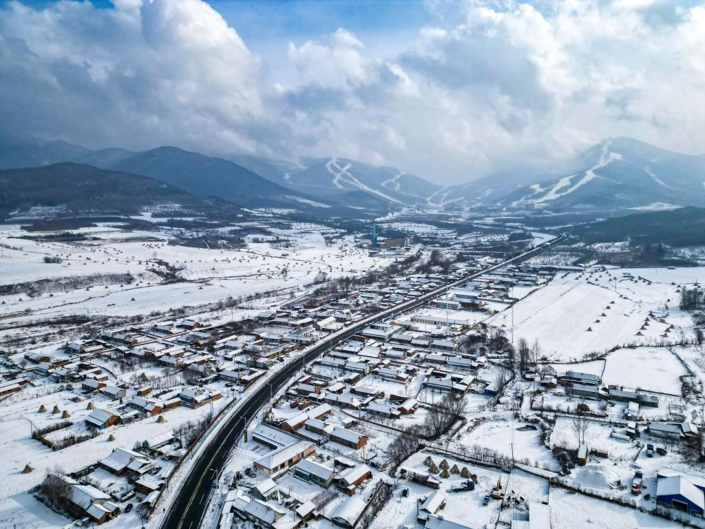 百家乐平台全媒+丨冰雪经济助北方乡村谱写“新故事”