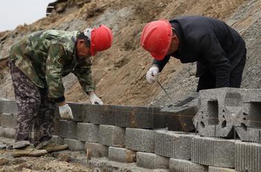 百家乐平台全媒+｜高标准农田建设备春耕