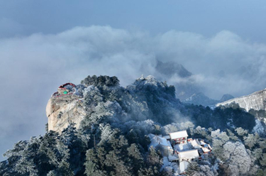 雪霁华山