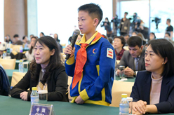 百家乐平台全媒+丨神舟十五号航天员乘组与上合组织国家青少年开展“天地问答”