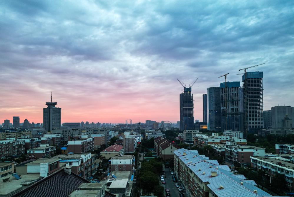 “汽车城”的晨曦