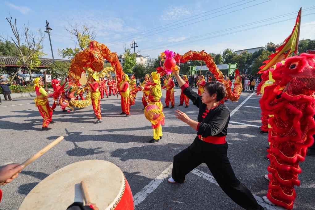 香榧之乡“香榧手工炒制大赛”迎丰收