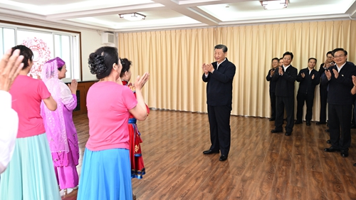 习近平在宁夏考察时强调 建设黄河流域生态保护和高质量发展先行区 在中国式现代化建设中谱写好宁夏篇章